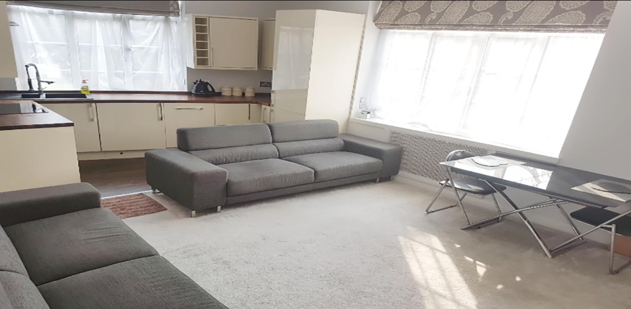 			HEATING and HOT WATER INCLUDED, 1 Bedroom, 1 bath, 1 reception Flat			 Willesden Lane, KILBURN / BRONDESBURY